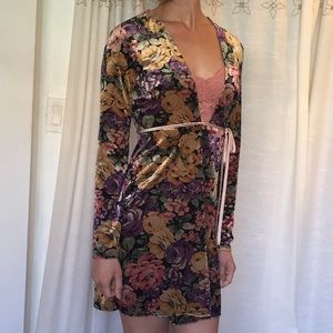 NWOT Topshop velvety wrap dress